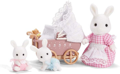 Calico Critters Connor & Kerri’s Carriage Ride, Doll Playset, Collectible, Ready to Play